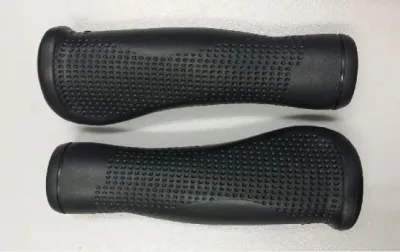 黑色手筒-XH-G65 ( 適用於OKI 車 ) / GRIPS-BLACK-XH-G65 ( FOR OKI BIKE )