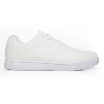 Skateboard shoes